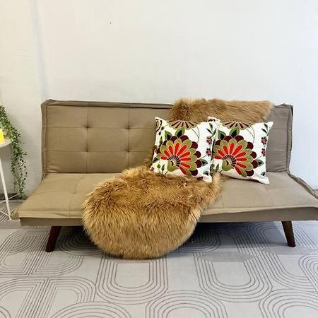 Roemah Lily Studio 丹那拉打 外观 照片